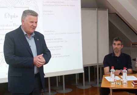 PREDSTAVITEV KNJIGE JOŽEFA ANTONA NAGLA 08 FOTO LJUBO VUKELIČ